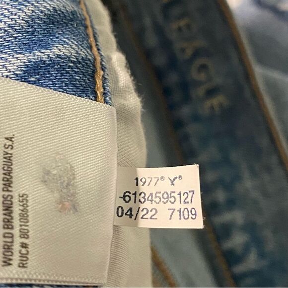 American Eagle 90s Boyfriend Highest Rise Jean Shorts fringe lyocell modal 2 - Picture 8 of 9